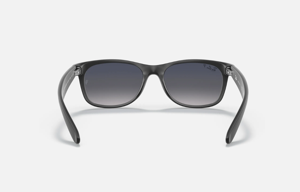 NEW WAYFARER CLASSIC 